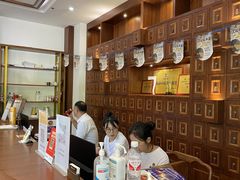 -雅享养生·中医调理·筋骨艾灸(广兰路店)