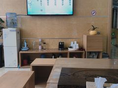 -艾博士·经络·推拿·正骨(湖景花园店)