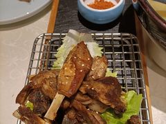 冬令手抓羊排-老头儿油爆虾·三潭印月