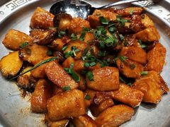 干锅芋头烧鲍鱼-味莊·青岛菜(云霄路店)
