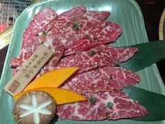 -山川小町·极番烧肉(新地假日广场店)