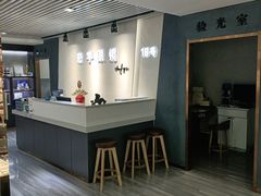 -宏宇眼镜蔡司依视路折扣店(兆佳眼镜城店)