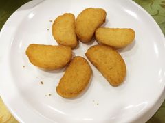 咖喱牛肉搭配的炸馒头-海宝酒家(中山四路店)