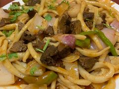 -壹阁胡羊焖饼(特色小吃街店)