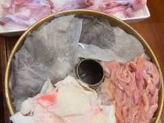 -沸炉重庆老火锅(军事博物馆店)