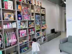 -海豚湾婴儿游泳(塘沽店)