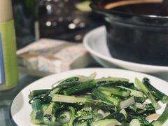 -莲餐厅·湖北菜·潜江小龙虾店(愚园路店)