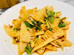 -蔼若春.传承三十年云南菜(金碧公园店)