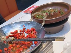 -阿瓦山寨·湘菜现炒·剁椒鱼头王(咸阳总店)