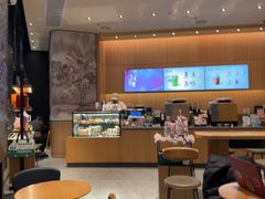-星巴克(上海长宁来福士1F店)