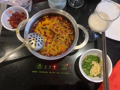 -锅色天香(巴士底区店)