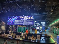 -极限PLAY运动娱乐新世界·团建派对表演休闲馆·室内高空游乐园