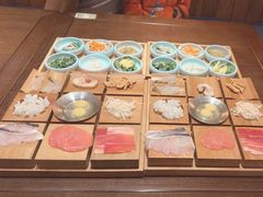 -银米·云南传统过桥米线(双廊黑金冠店)