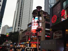 -八一好吃街·高品美食广场