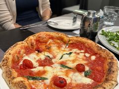 经典玛格丽特披萨-Osteria意大利餐厅