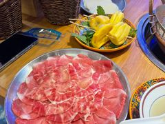 -洱火云南酸菜牛肉火锅(石景山当代商城店)