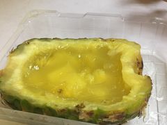 -志龙皇冠吃货椰子铺