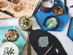 奶盖茶-茶是一枝花泡茶店