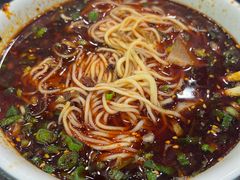 -伊穆祥牛肉面总店·清真