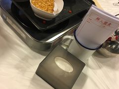 -鲜入围煮花胶鸡海鲜火锅