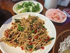 -唐师傅湘西名菜馆(武陵路店)