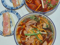 -镇南锅盖面馆(解放路店)