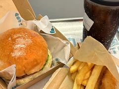 -麦当劳(保利若比邻店)