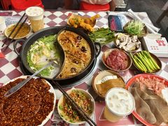 -赵美丽·重庆社区火锅·直营店(火车东站·中豪国际店)