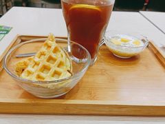 -佰搭果·广式茶餐厅(西华路店)
