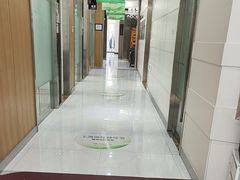 -雅悦齿科(顾村公园店)