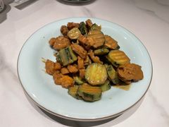 黄瓜拌油条-梅飞酒家(桑园路店)