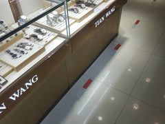 -华联商厦(火车站店)