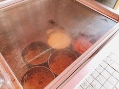 -古老冰山特色冰淇淋店(艾提尕尔店)