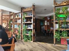 -牛德亨臻牛潮汕火锅(万邦时代店)