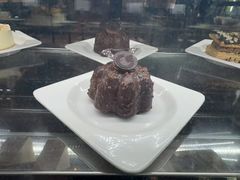 -星河吉酒店-BOND大堂吧·咖啡·简餐