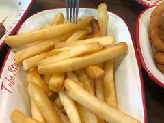 -Tubestation站点比萨(新世界大望路店)