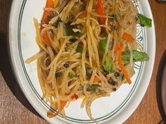 -云海肴·汽锅鸡·云南菜(天山百盛优客店)