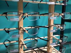-Trend1881视光·蔡司视觉(领展广场店)