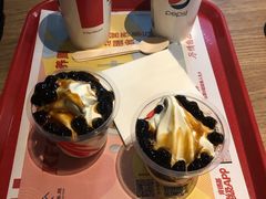 冲绳黑糖珍珠酱圣代-肯德基(珠峰店)