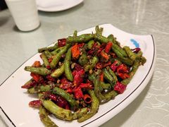 干煸四季豆-黄家饺子东北特色菜馆(湖滨商业街店)
