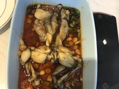 鲜活牛蛙-蛙两只美蛙鱼头火锅(恒茂店)