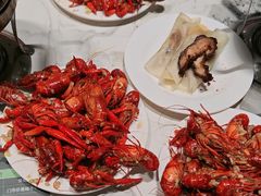 -金马门国际美食百汇(珞喻路店)