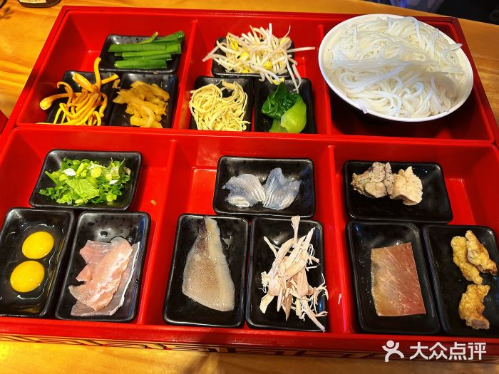 勺子米线·云南传统小吃市集(四方街店)图片