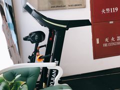 -美酷口腔牙齿矫正(江桥万达店)