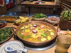 -洱火云南酸菜牛肉火锅(石景山当代商城店)