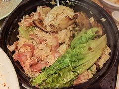 -新大咀港式茶餐厅(宝山万达店)