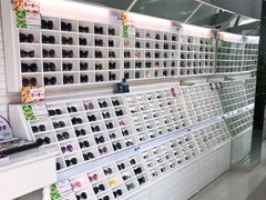 -诺柯视眼镜-蔡司依视路官方工厂店(淞南一店)