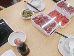 -杨老板·海鲜集市火锅·鲜切牛肉(中防万宝店)