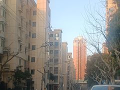 -LuOne凯德晶萃广场(徐家汇路店)