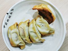 笋肉锅贴-蒋家桥饺面店(广陵路店)